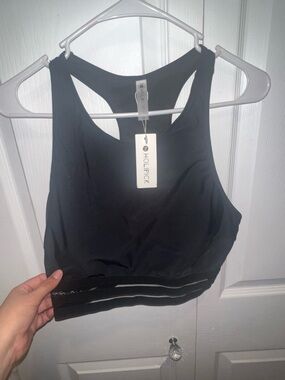 Holipick Black Racerback Sports Bra